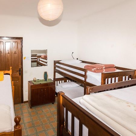 Albergue Casa De L'Aigua Бесейте Екстер'єр фото