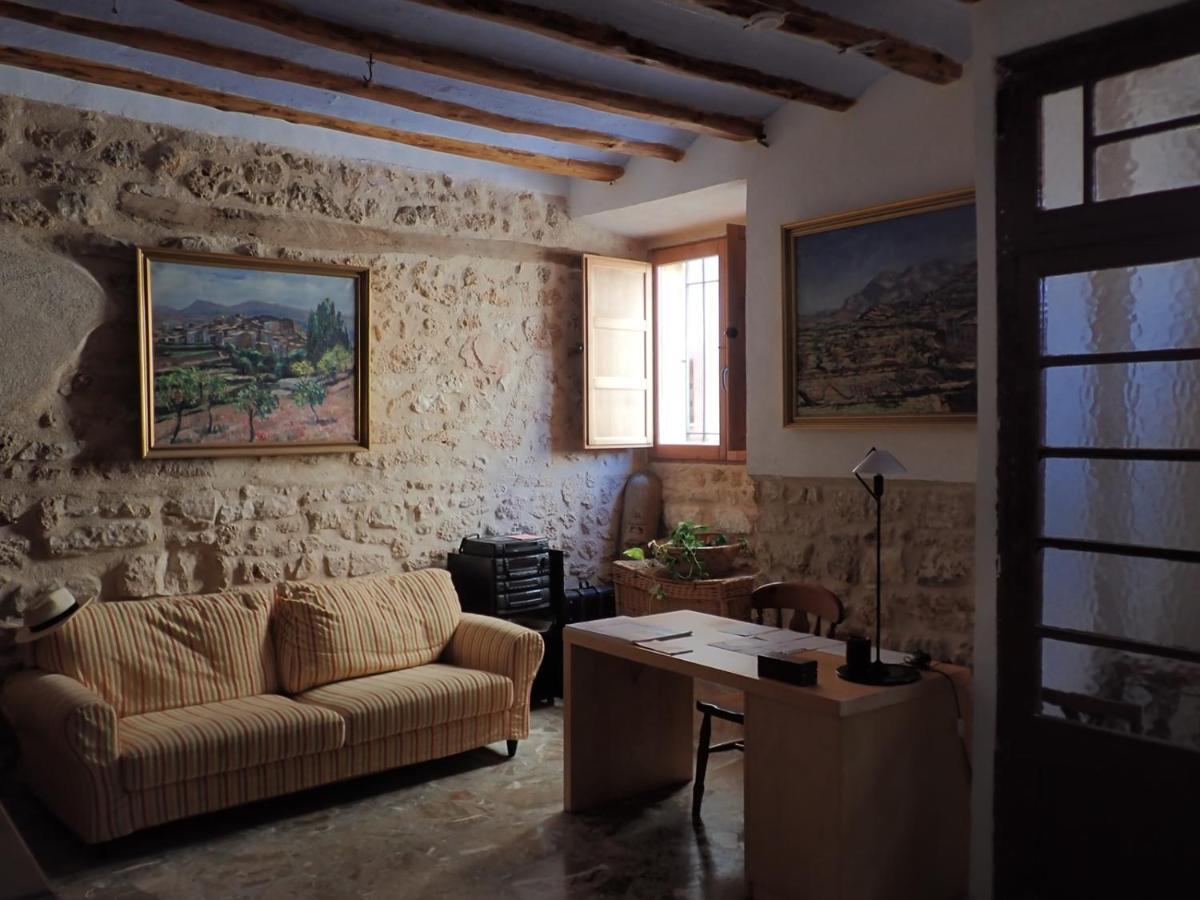 Albergue Casa De L'Aigua Бесейте Екстер'єр фото